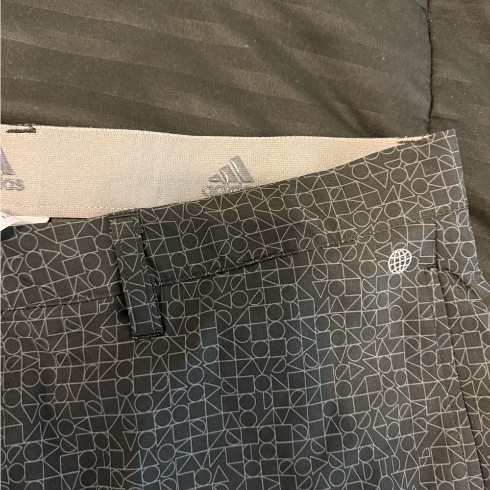 Adidas Men’s Golf Shorts - Picture 4 of 5